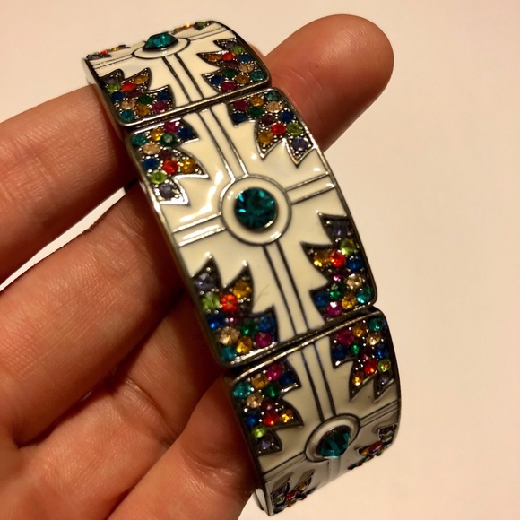 Jeweled Bracelet - Picture 4 of 4